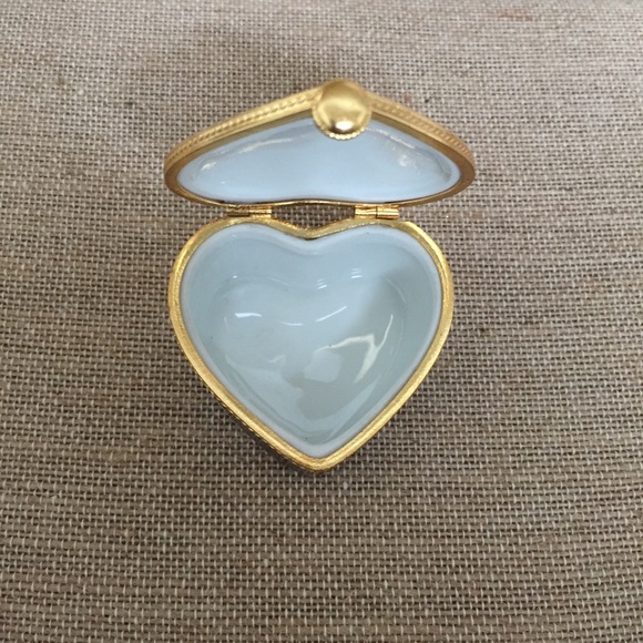 Tiffany & Co. Heart Limoges France Trinket Box - Picture 5 of 7